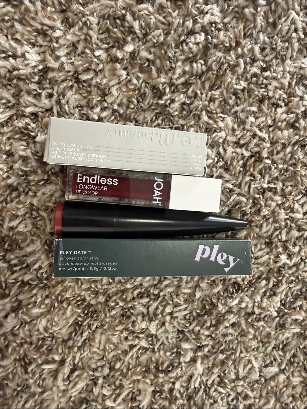 Endless Longwear Lip Color - Deep Red